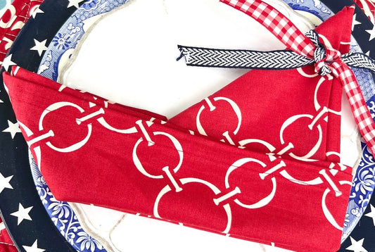 Patriotic party decor & tips | 10 easy ideas to elevate your entertaining - Hen House Linens