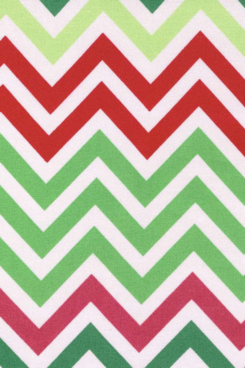 Hen House Linens chevron holiday red + green printed cloth table runners