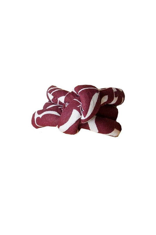 Hen House Linens filigree claret red printed cloth napkin rings