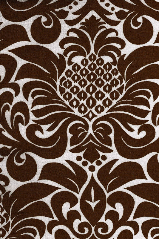 Hen House Linens gracious chocolate brown printed 70" round tablecloths