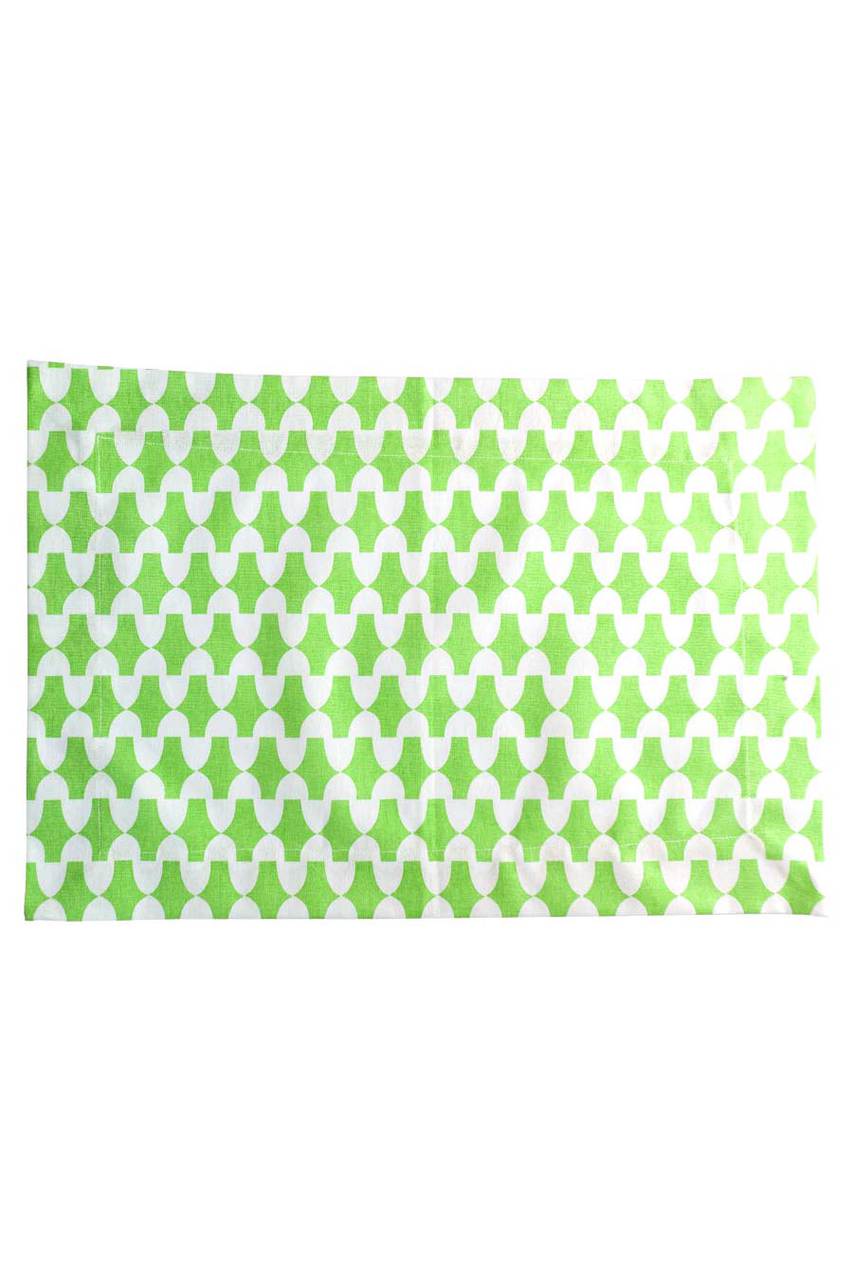Hen House Linens lantern grass green printed cloth placemats