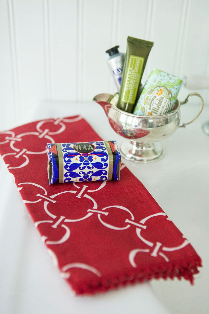 Hen House Linens linked-up scarlet red printed cloth guest towels